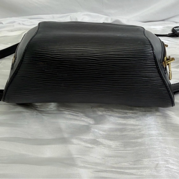 Louis Vuitton Authentic Black Epi Leather Mabillion Backpack Purse main image 8